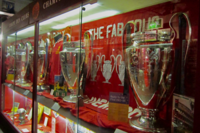 Liverpool trophy cabinet